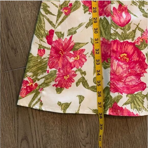 SUITE 7 SUNDRESS WOMEN’S SIZE 4 PINK WHITE FLORAL FIT AND FLARE MIDI. - Picture 9 of 10